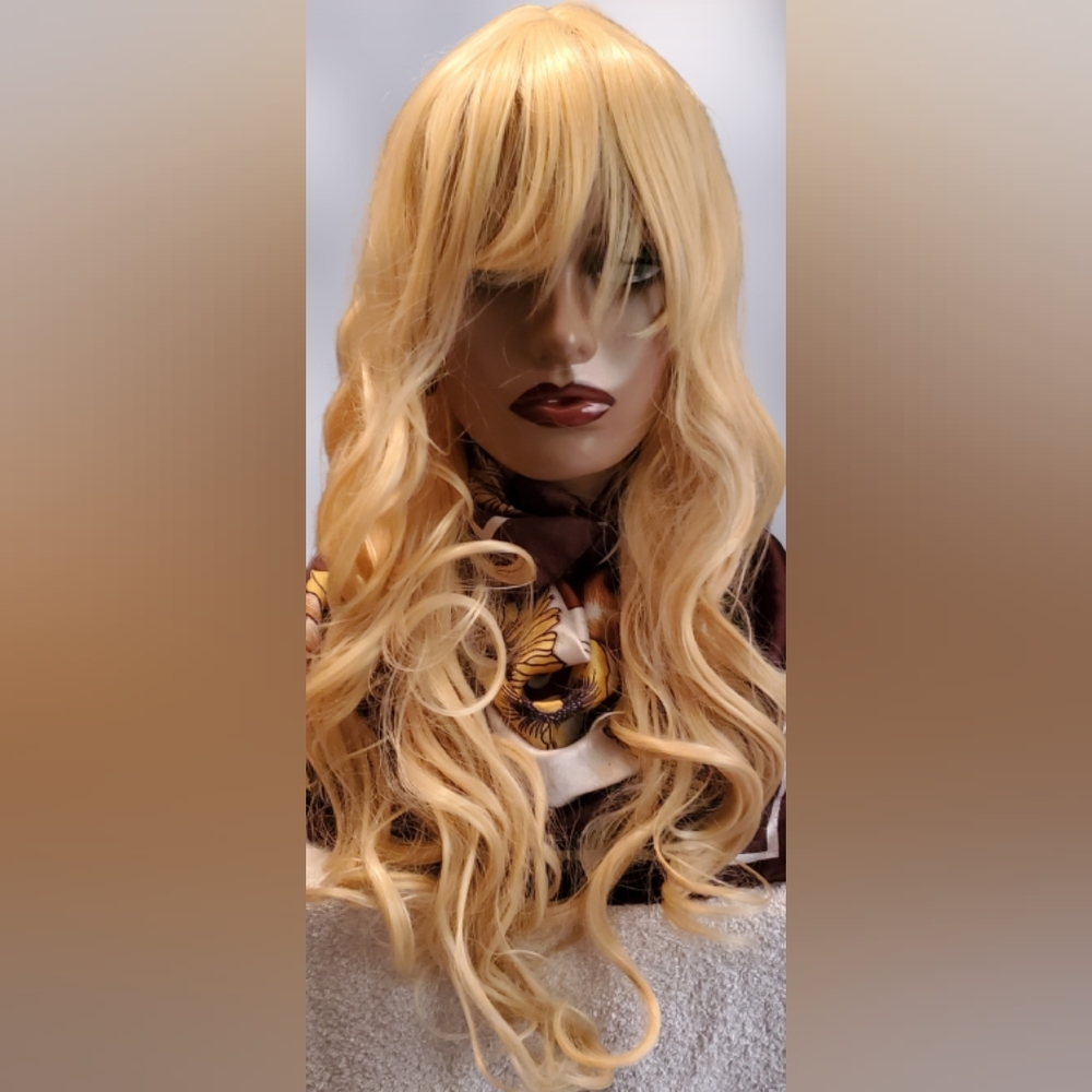 Synthetic Wig With Bangs